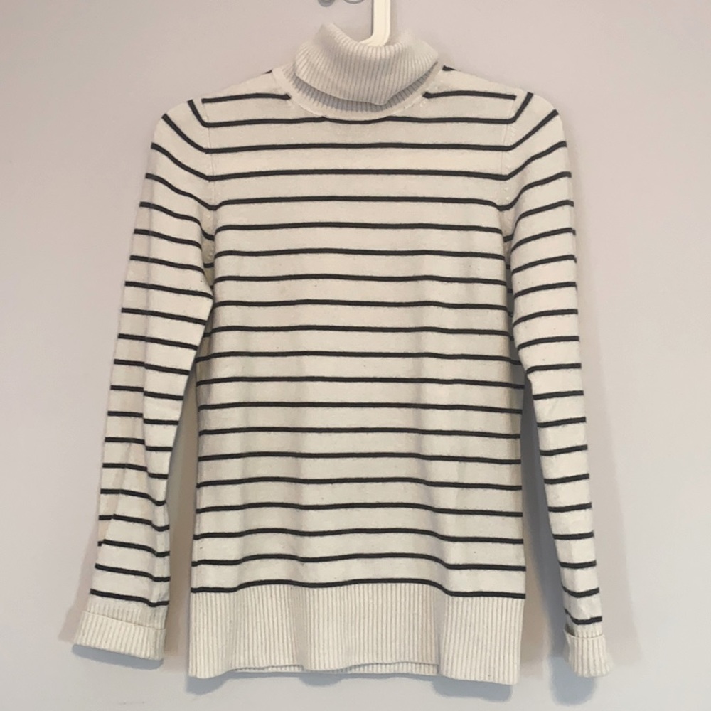 French connection striped white sweater